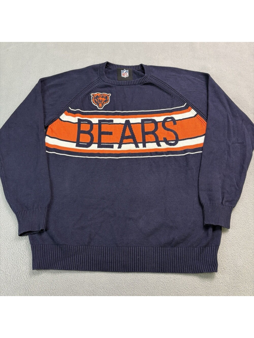 Chicago Bears NFL Sweater Size Medium Navy Blue